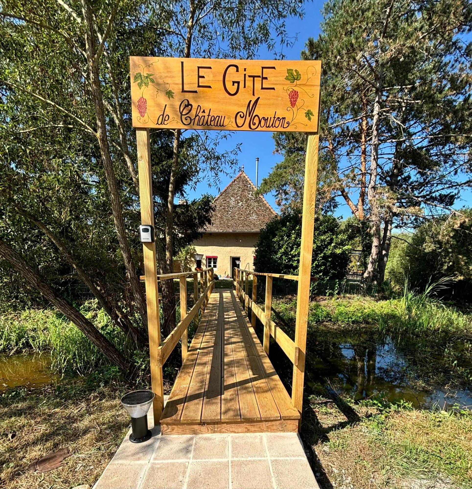 Le Gite Du Chateau Mouton Chatenoy-le-Royal Eksteriør billede